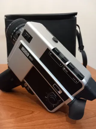 Cámara de vídeo 8 Eumig 800