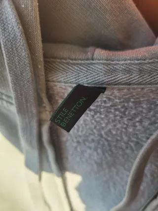 Felpa con cappuccio United Colors of Benetton M