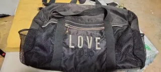 Borsone Lui Jo nero con scritta LOVE