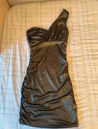 Vestido plateado fiesta