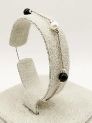 Bracciale donna argento perle bianche e onice