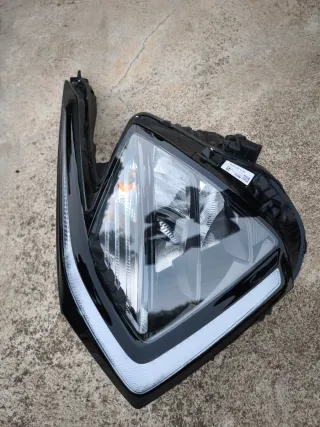 Faro Izquierdo KIA SPORTAGE año 2021-2025