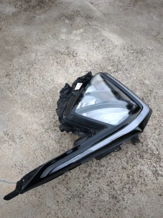 Faro Izquierdo KIA SPORTAGE año 2021-2025