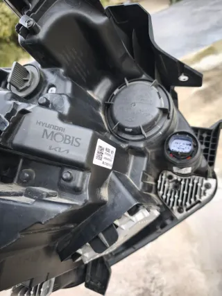 Faro Izquierdo KIA SPORTAGE año 2021-2025