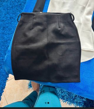 Gonna nera in camoscio