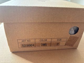 Sandalias de tacón marrón