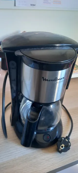 Cafetera Moulinex Subito Negra