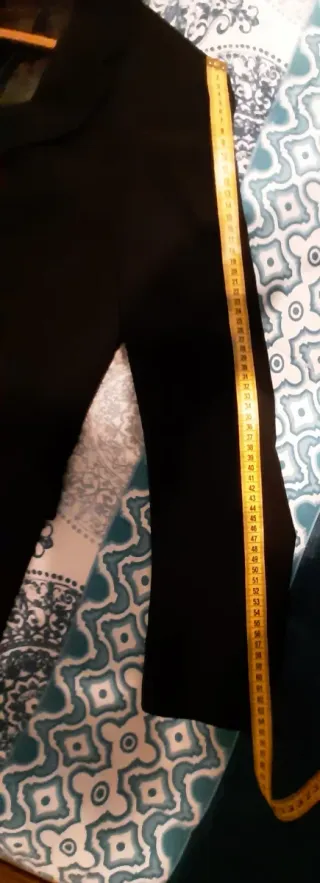 Traje negro chico  Zara Talla M