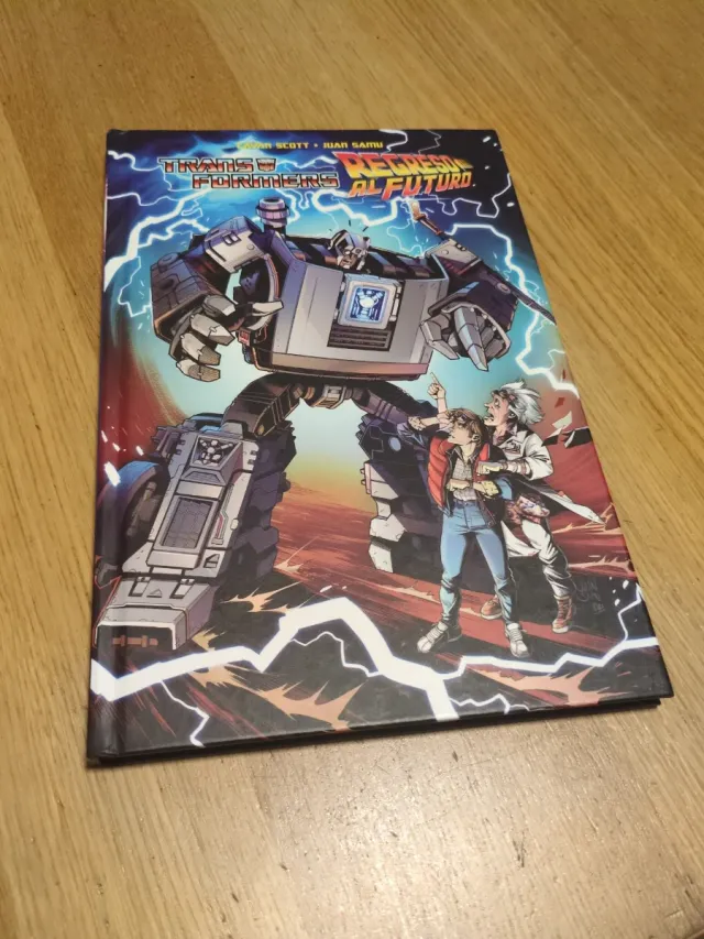 TRANSFORMERS / REGRESO AL FUTURO