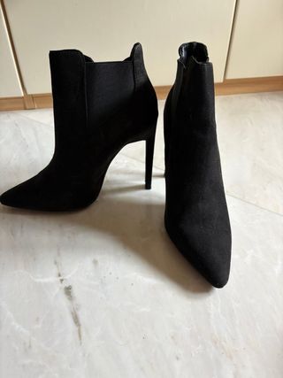 Stivaletti neri Primadonna tacco alto