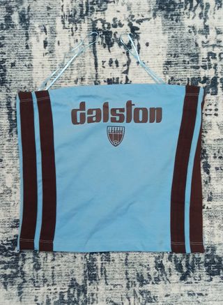 Top Urban Classics Azul y Marrón