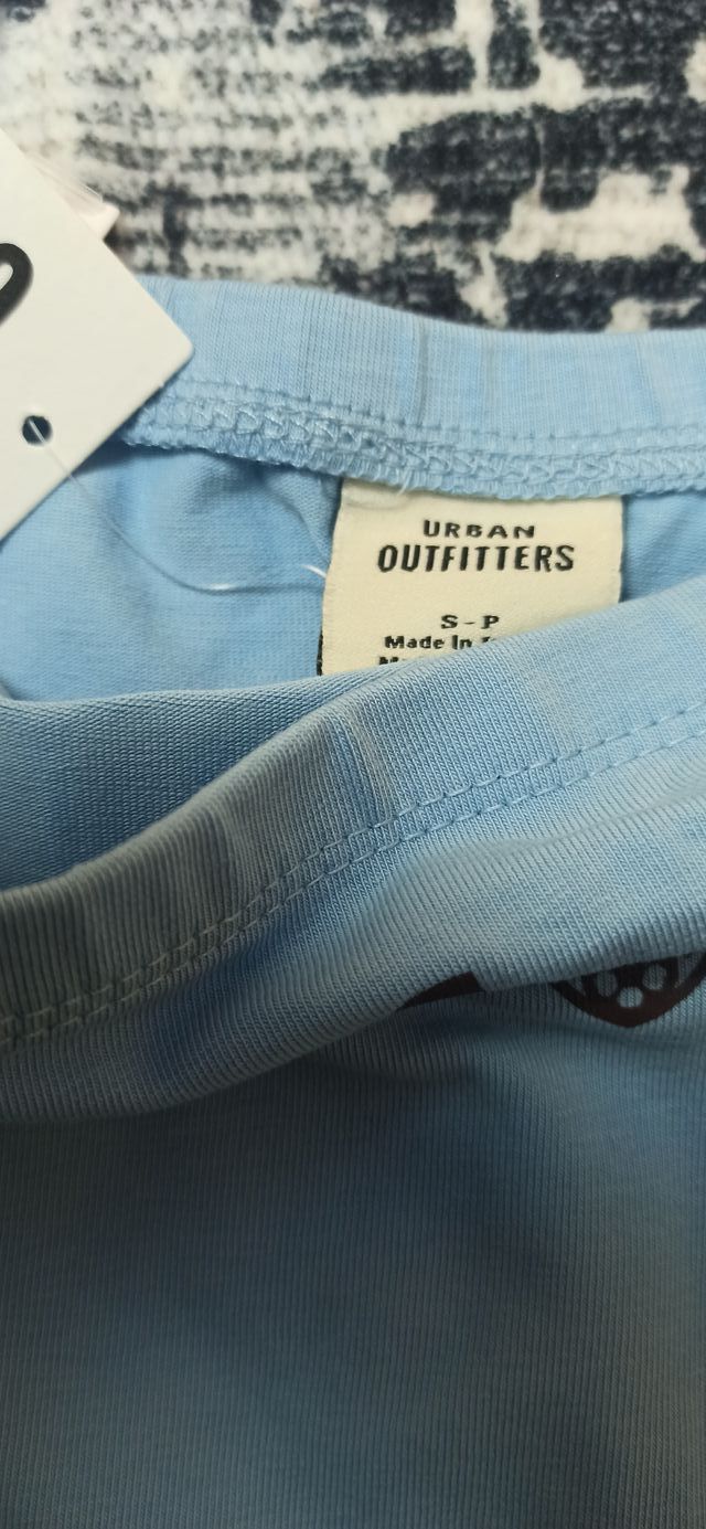 Top Urban Classics Azul y Marrón