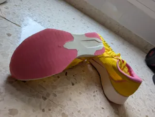 Zapatillas running placa carbono rápidas