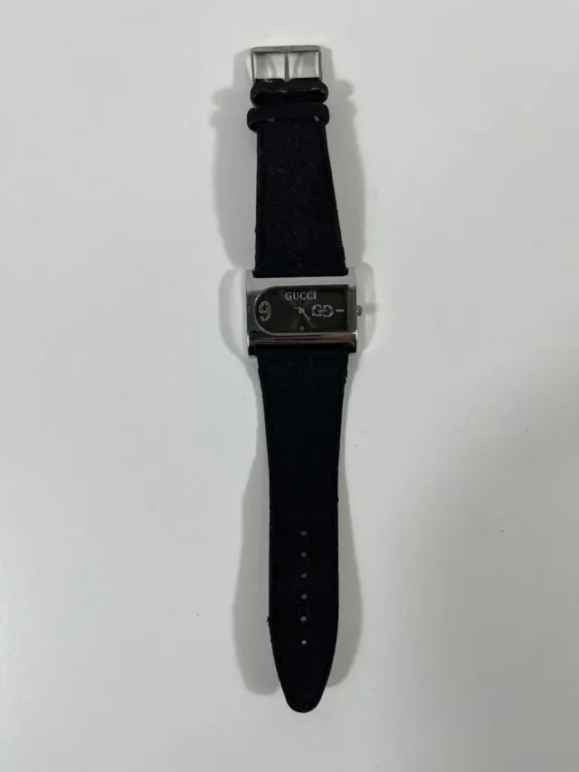 Reloj Gucci Vintage Negro y Plateado
