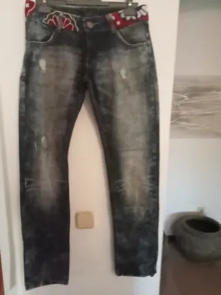 Vaqueros Desigual Talla 42