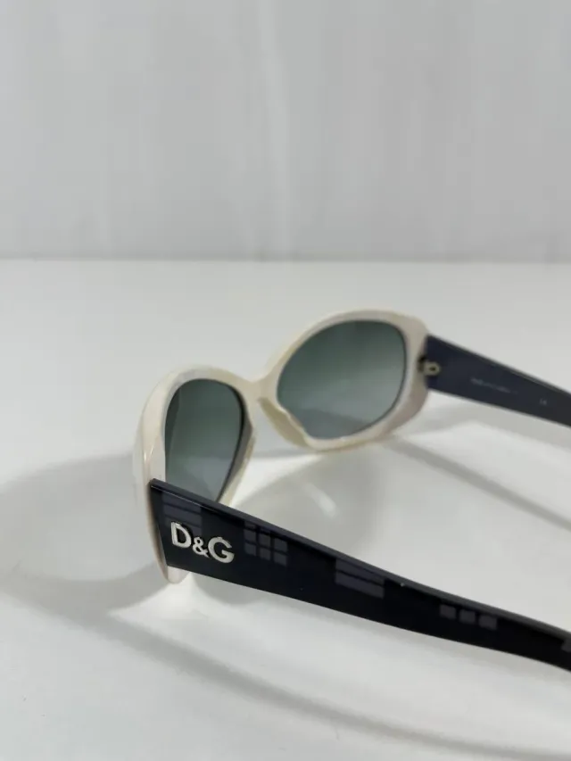 Gafas de sol Dolce & Gabbana blancas y negras
