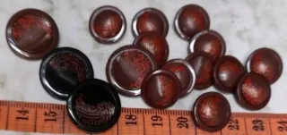 Lote 25 botones- 5 modelos