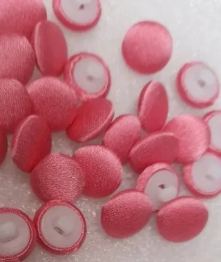 Lote 25 botones- 5 modelos