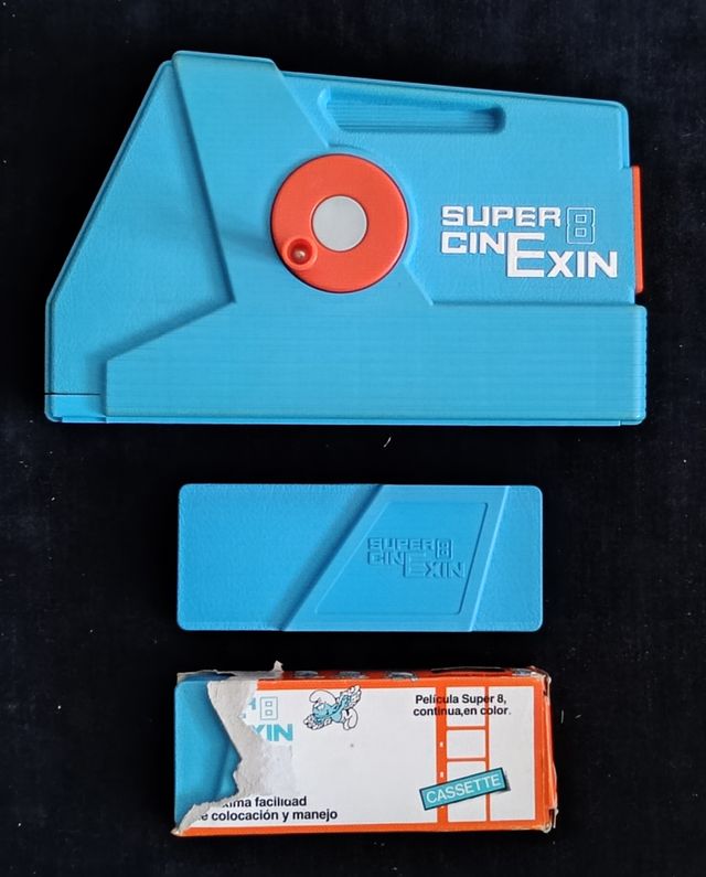 PROYECTOR SUPER 8 CINEXIN REF. 0801 + 3 CASSETES