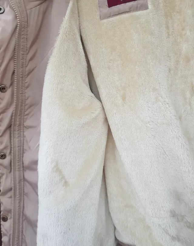 Chaqueta acolchada mujer beige