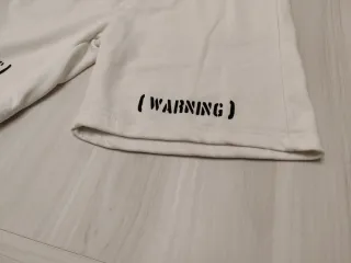 Pantalón corto blanco con estampado