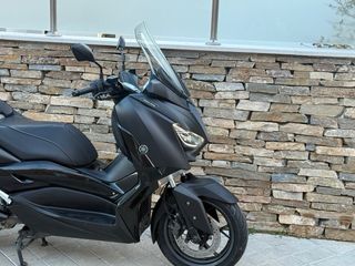 Yamaha X-MAX 300 Iron Max Negra