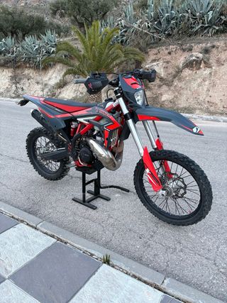 Beta Xtrainer 2024. 300 2t