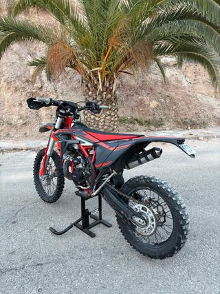 Beta Xtrainer 2024. 300 2t