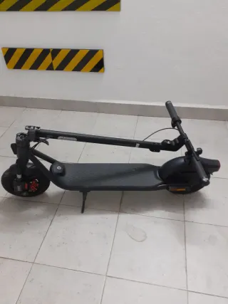 Patinete Eléctrico Ninebot F2 II by Segway