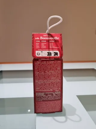 Infuso Natalizio con filtro per tisana in metallo