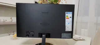 Monitor PC LED flat 24 pollici Samsung