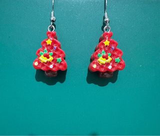 Pendientes árbol de Navidad rojos