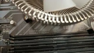 Placa Base Gigabyte B450M DS3H