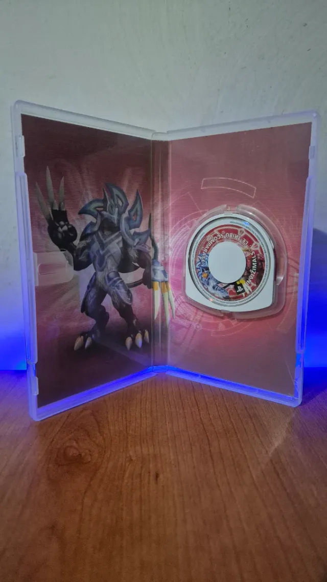 Invizimals Le Tribù Scomparse PSP