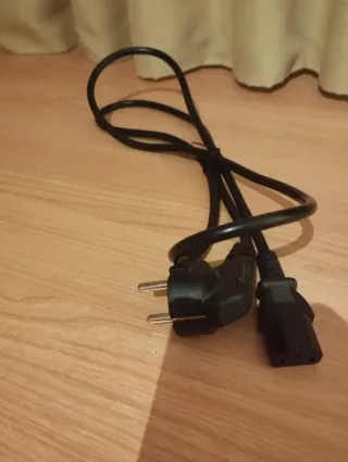 Cable de Alimentación Negro