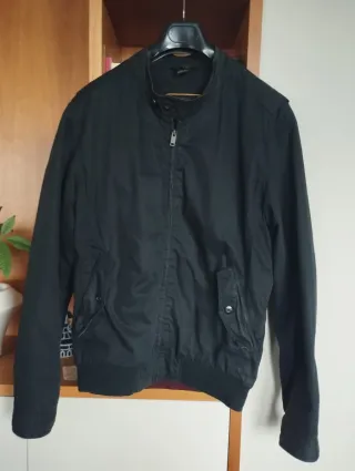 Cazadora Zara Caballero Negra