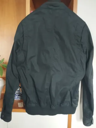 Cazadora Zara Caballero Negra