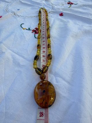 Collar de ámbar con colgante