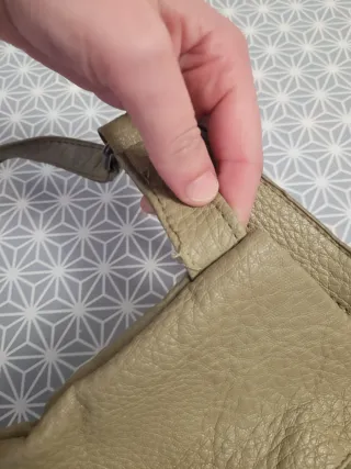 Mochila estilo Misako Antirrobo Verde Mujer