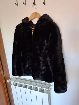 Giaccone donna ecopelo con cappuccio, foderato