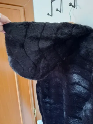 Giaccone donna ecopelo con cappuccio, foderato