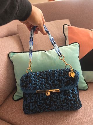 Bolso Clutch Tejido Trapillo Pluma