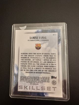 Carta de Fútbol Yamal Topps Finest