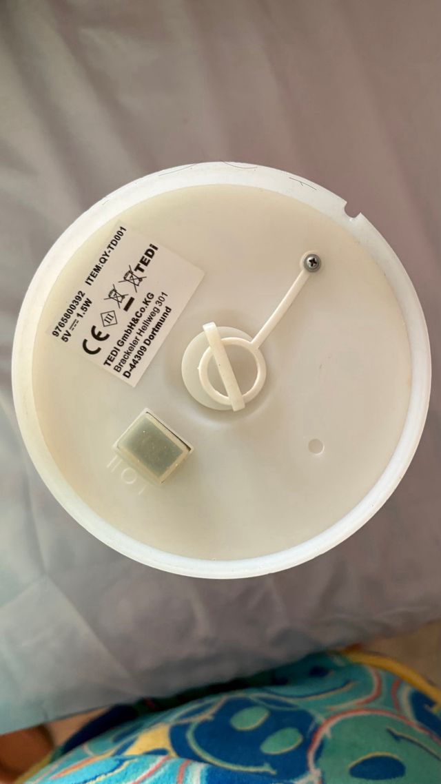 Lampada da tavolo moderna