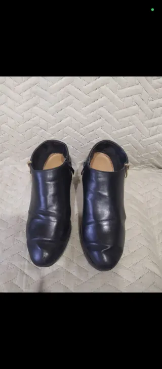 Botines negros mujer con cremallera