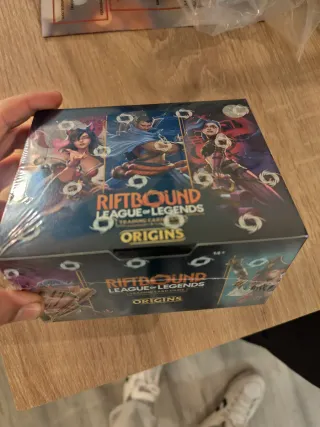 Caja League of Legends Riftbound Origins