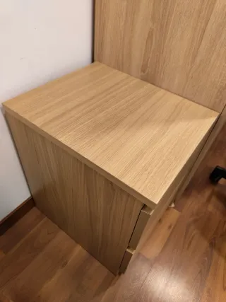 Comodino MALM in legno