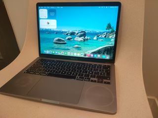 MACBOOK PRO M1