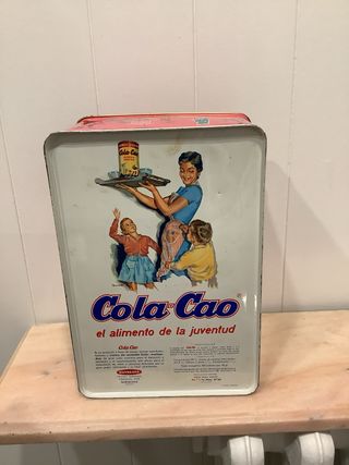 Caja metálica vintage Cola Cao