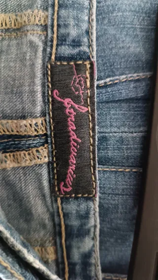 Falda vaquera talla L a 1€